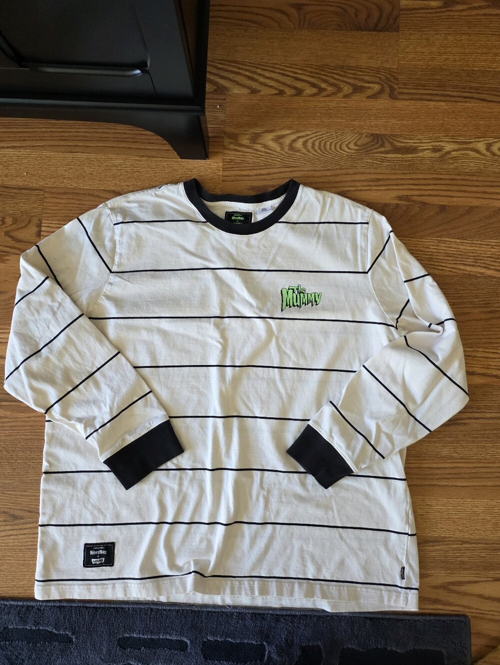 Universal Monsters x Levis Long Sleeve